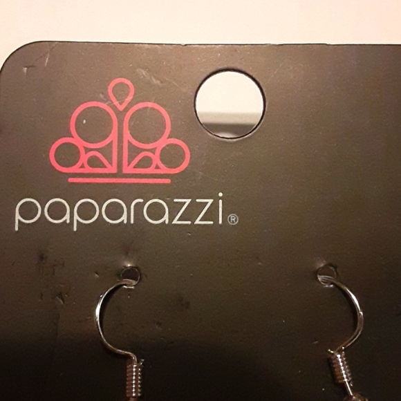 Nwt paparazzi western style dangle earrings - Picture 3 of 3